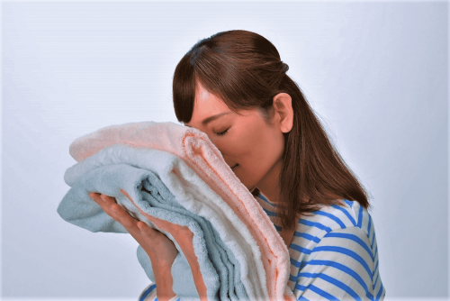 Bí quyết đánh bay khử mùi hôi trên quần áo