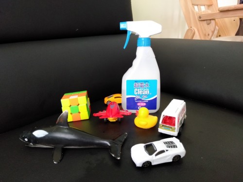 lam-sach-va-khu-khuan-do-choi-cho-be-cung-nuoc-ion-kiem-clean-shu-shu